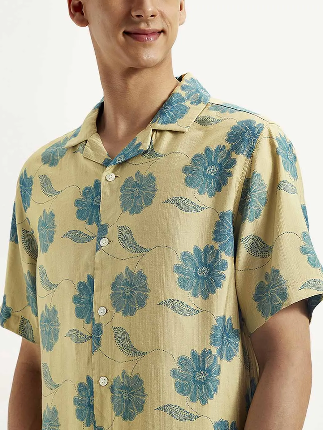 Men's Resort Collar Floral Relaxed Fit Shirt